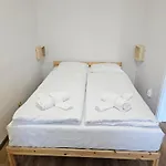 شقة Sunny 3 Minutes Walk From Rynek Square فروتسواف