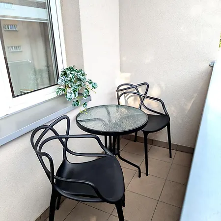 Διαμέρισμα Sunny 3 Minutes Walk From Rynek Square