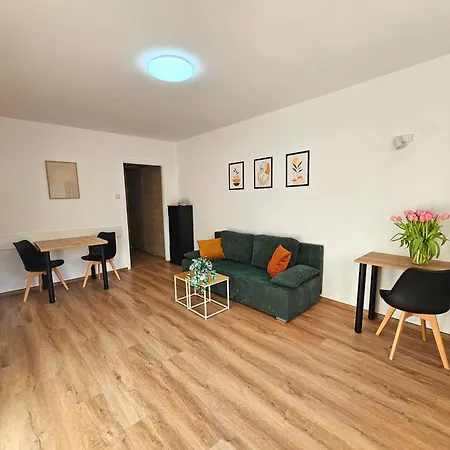 Sunny Apartment 3 Minutes Walk From Rynek Square * Wrocław