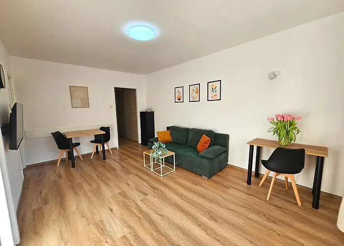 Sunny Apartment 3 Minutes Walk From Rynek Square * Wrocław